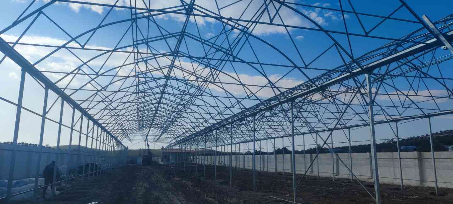 TÜRK KIZILAYI - CERABLUS - MODERN GOTHIC GREENHOUSE WITH SOIL