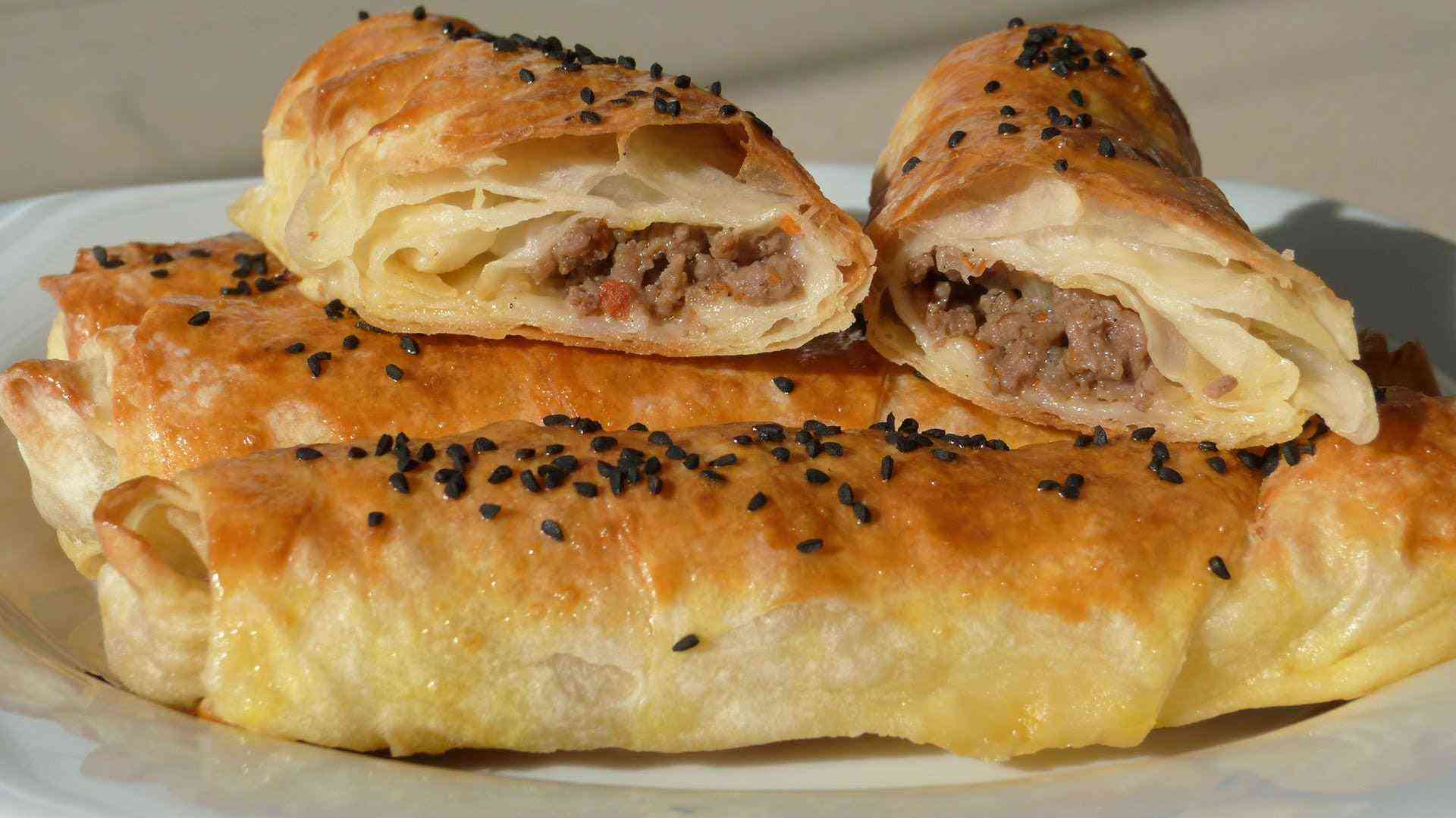 Kıymalı Börek