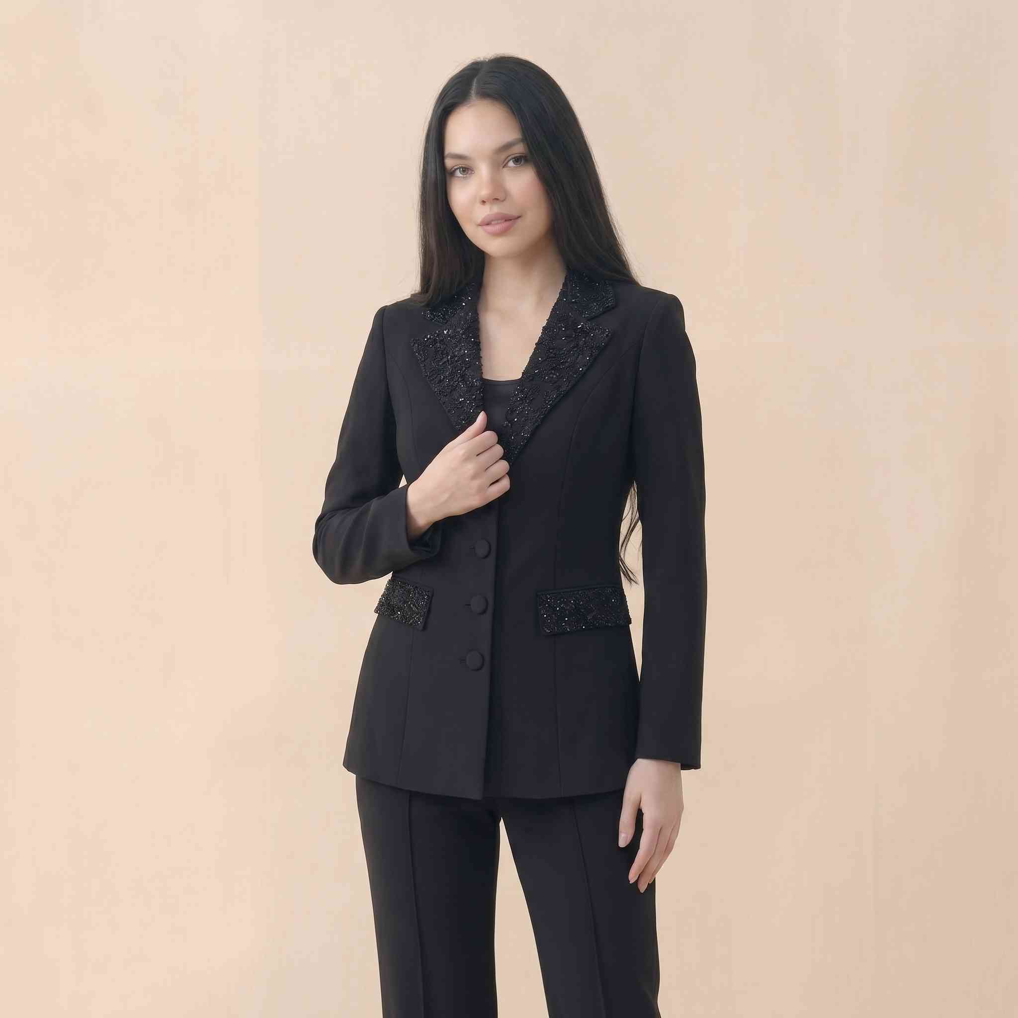 Yaka ve Cep Kristal İşlemeli Tailored Magenta Blazer Ceket ve Pantolon Takımı Rubellite