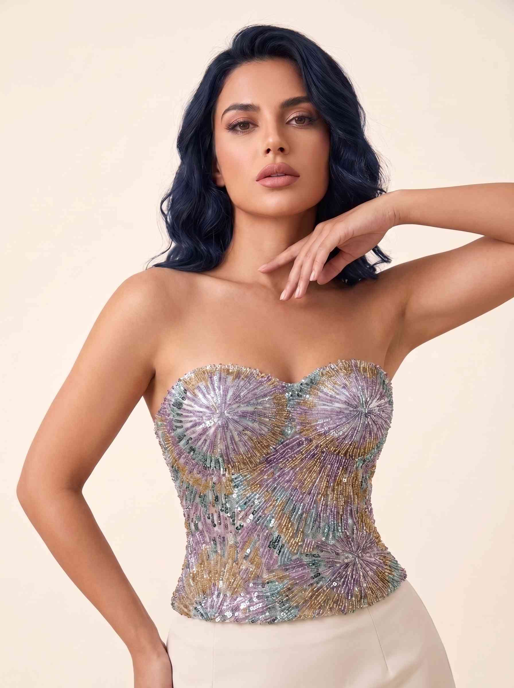 Orvelia Celeste Çok Renkli Boncuk ve Pul İşlemeli Kalp Yaka Straplez Korse Büstiyer